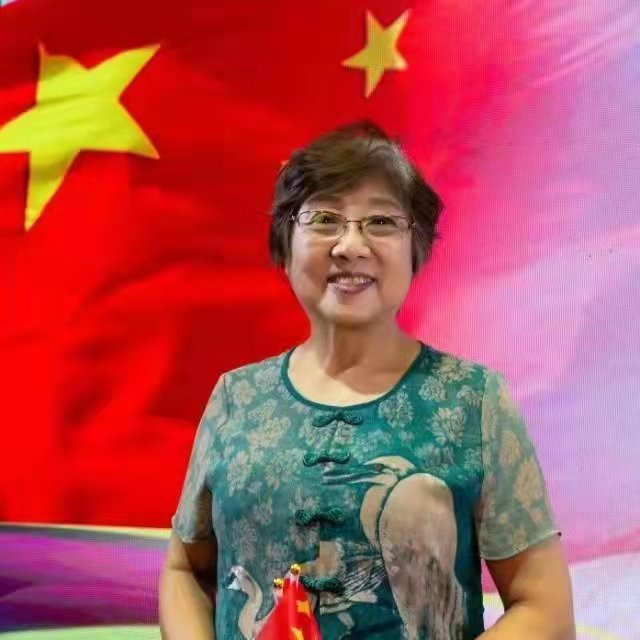 包秀芬.jpg